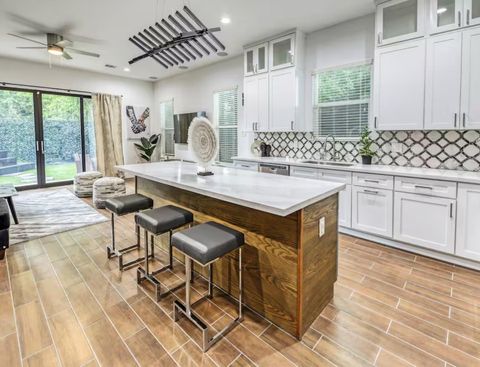 Tiny photo for 5215 Farmer Street, Houston, TX 77020 (MLS # 88855767)