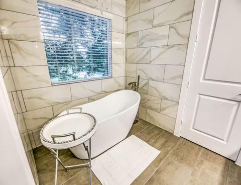 Tiny photo for 5215 Farmer Street, Houston, TX 77020 (MLS # 88855767)