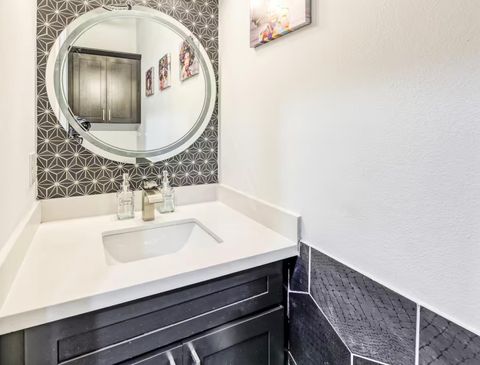 Tiny photo for 5215 Farmer Street, Houston, TX 77020 (MLS # 88855767)