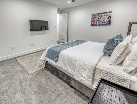 Tiny photo for 5215 Farmer Street, Houston, TX 77020 (MLS # 88855767)