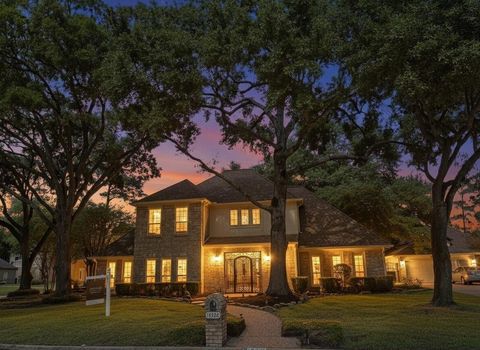 Photo of 18326 Lake Oaks Drive, Spring, TX 77388 (MLS # 49552039)