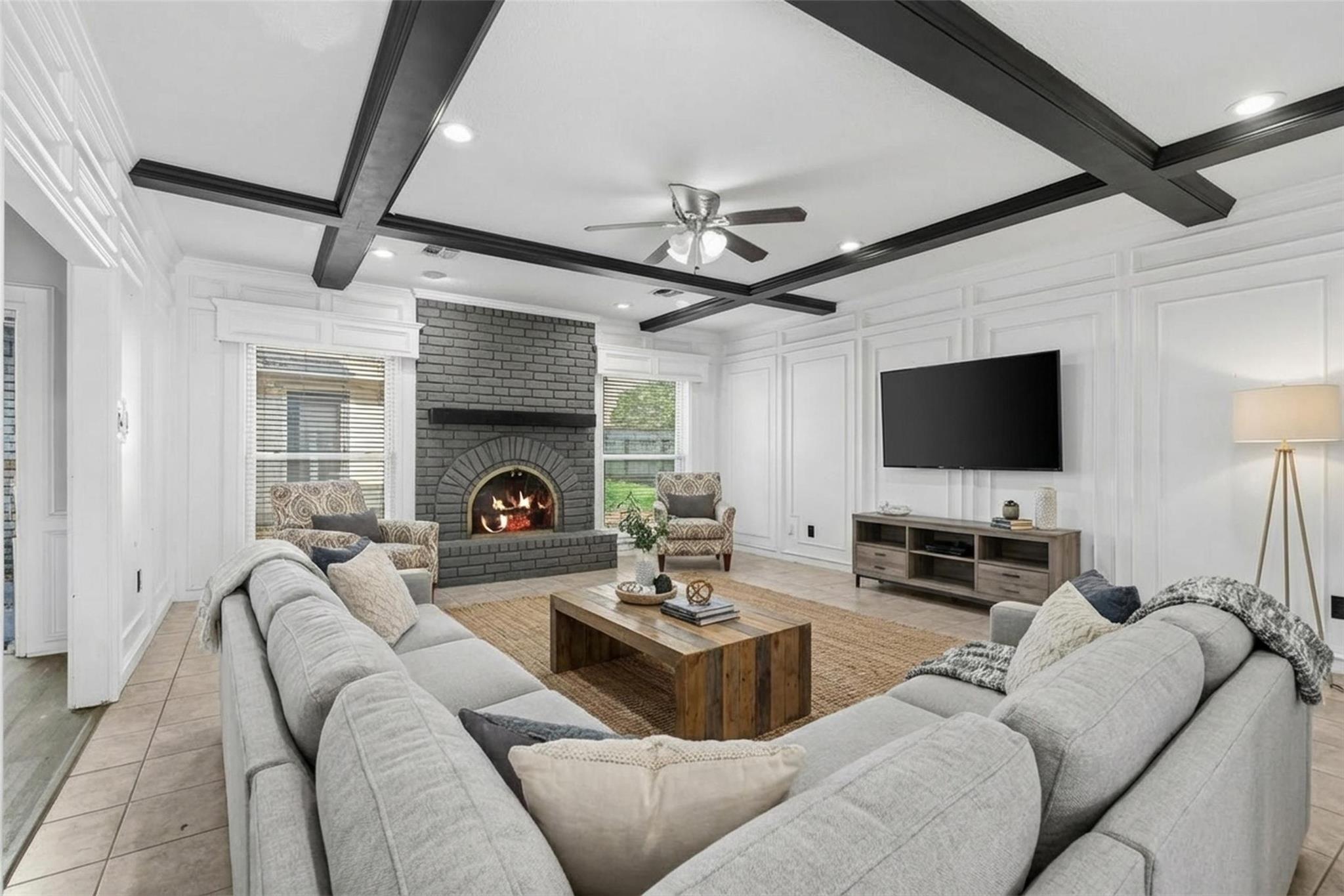 18326 Lake Oaks Drive