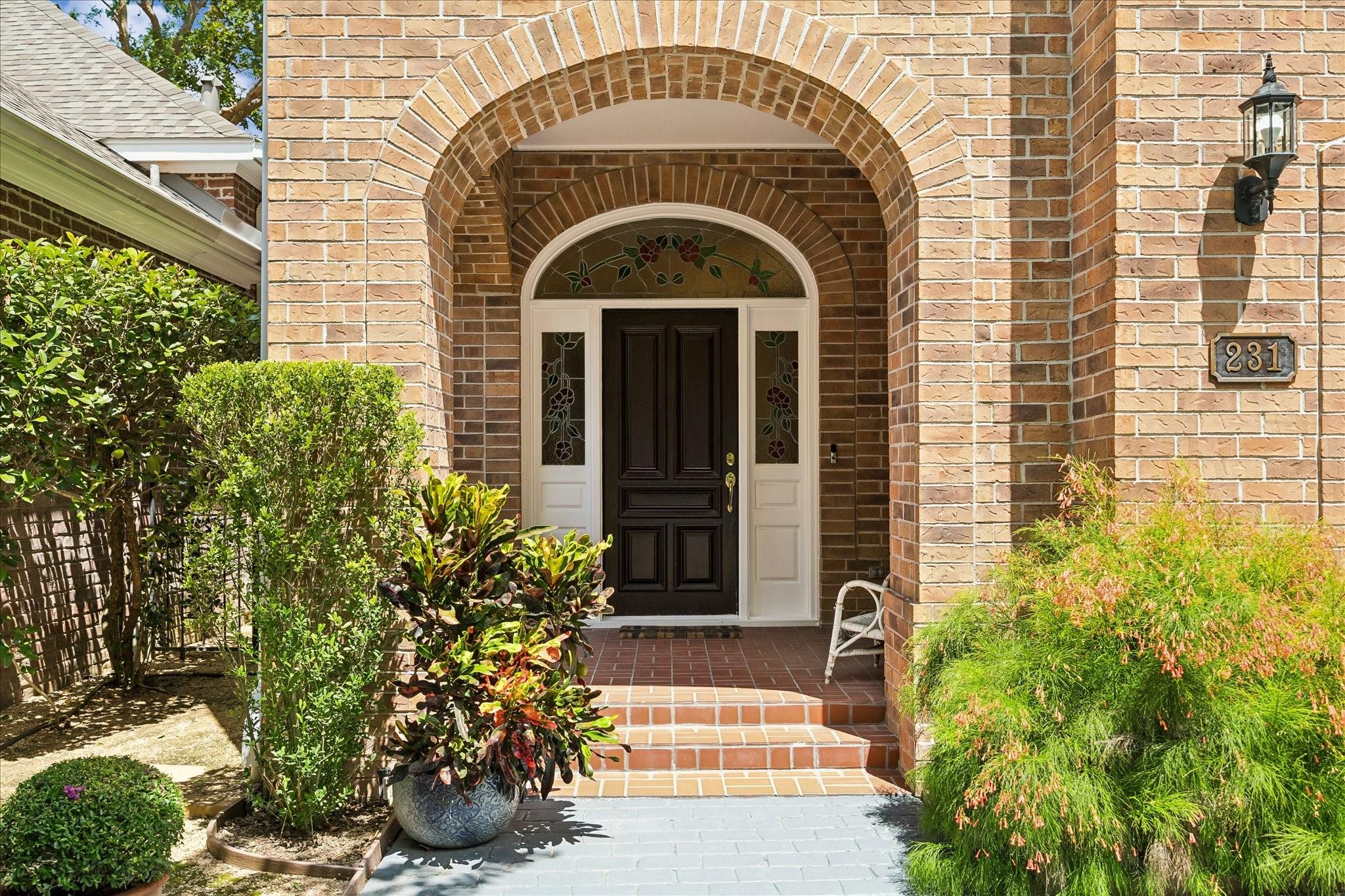 231 Sugarberry Circle