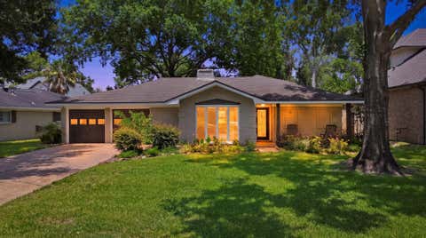 Photo of 14110 Barryknoll Lane, Houston, TX 77079 (MLS # 77909028)