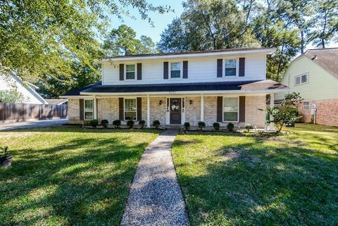 Photo of 5731 Old Lodge Drive, Houston, TX 77066 (MLS # 86317779)