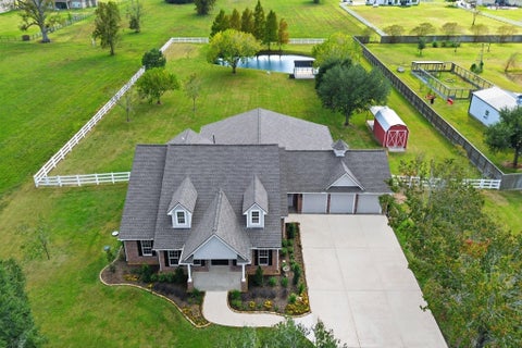 Photo of 2819 Pearce Meadow Mdw, Rosharon, TX 77583 (MLS # 14167032)