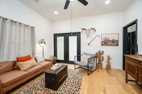 Photo of 502 Dark Street, Brenham, TX 77833 (MLS # 88134597)