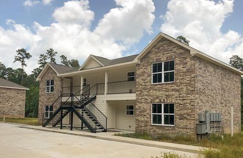 Photo of 1000 Foster Drive #3C, Conroe, TX 77301 (MLS # 38692809)