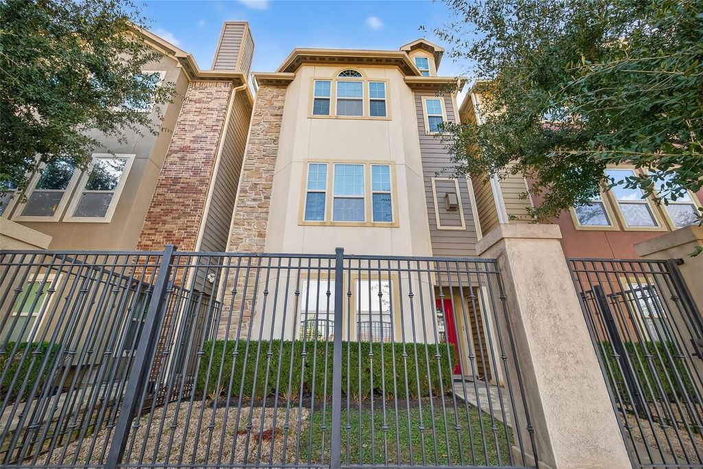 Photo of 4208 Old Spanish Trail, Houston, TX 77021 (MLS # 84257427)