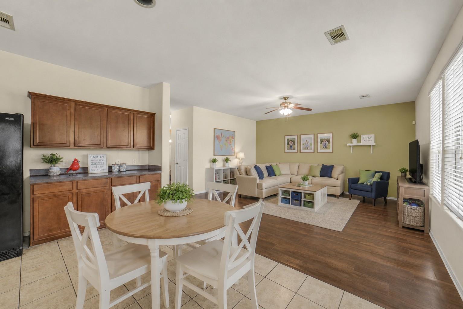 8114 Yaupon View Drive