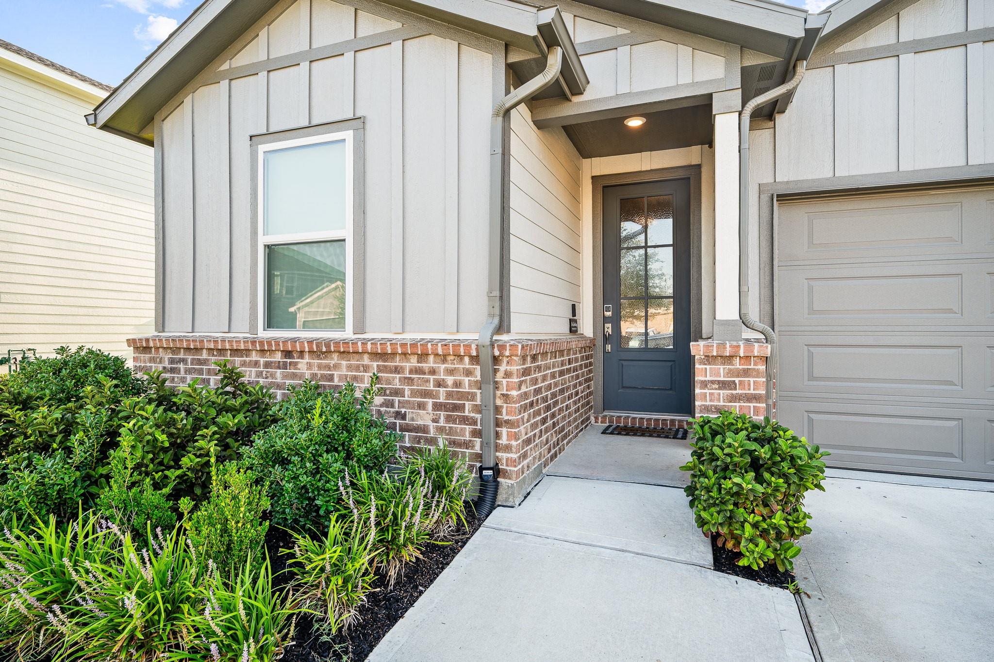 7314 Bristlegrass Colony Court