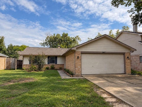 Photo of 947 Grand Junction Drive, Katy, TX 77450 (MLS # 79649002)