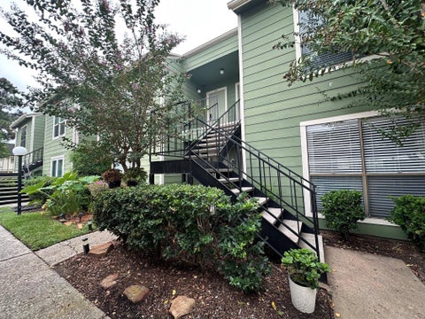 Photo of 14777 Wunderlich Drive #706, Houston, TX 77069 (MLS # 97882361)