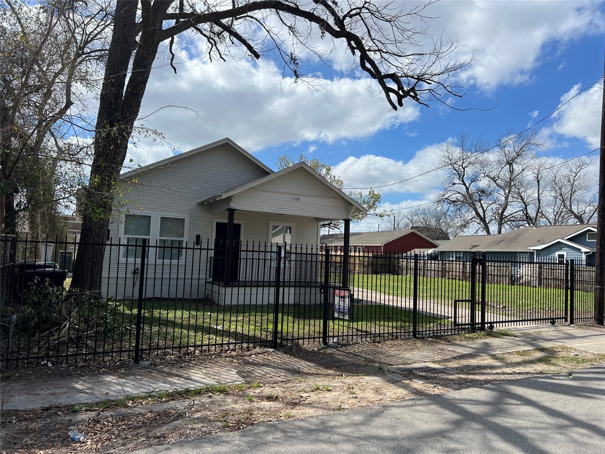1148 Panama Street