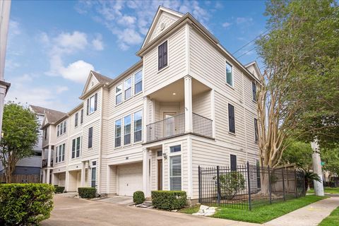 Photo of 1800 W Webster Street, Houston, TX 77019 (MLS # 45620615)