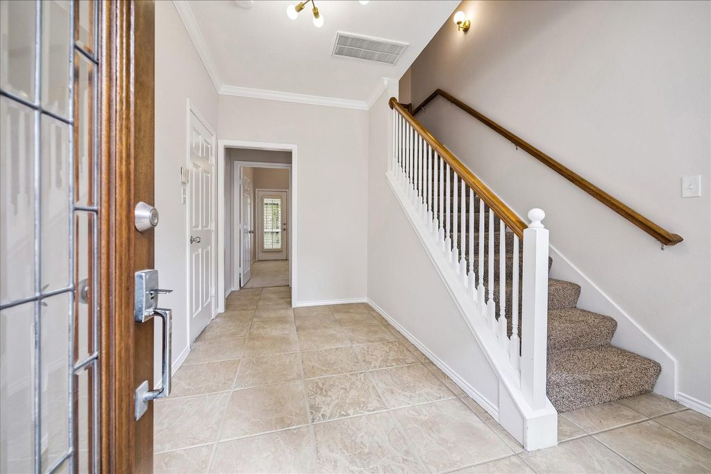 Photo of 1800 W Webster Street, Houston, TX 77019 (MLS # 45620615)