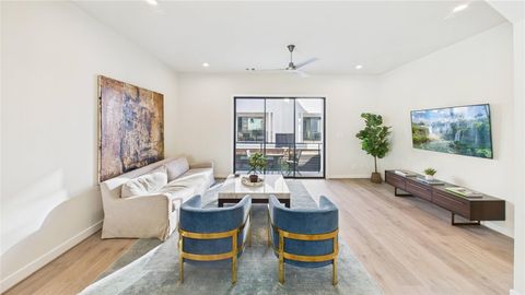 Photo of 3913 Willowbend Point Dr, Houston, TX 77025 (MLS # 46902916)