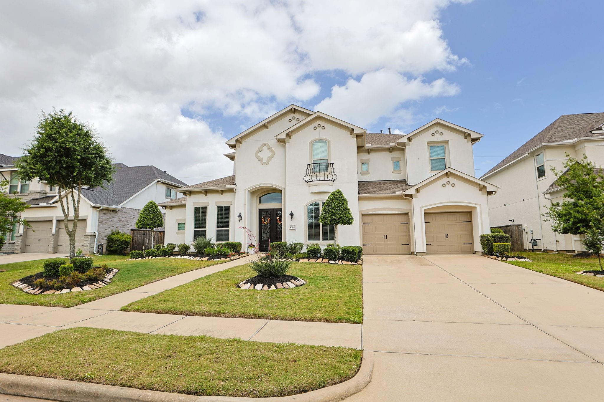 27226 Cheshire Edge Lane