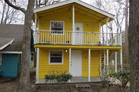 Photo of 3300 Elks Drive #8, Huntsville, TX 77340 (MLS # 95085901)