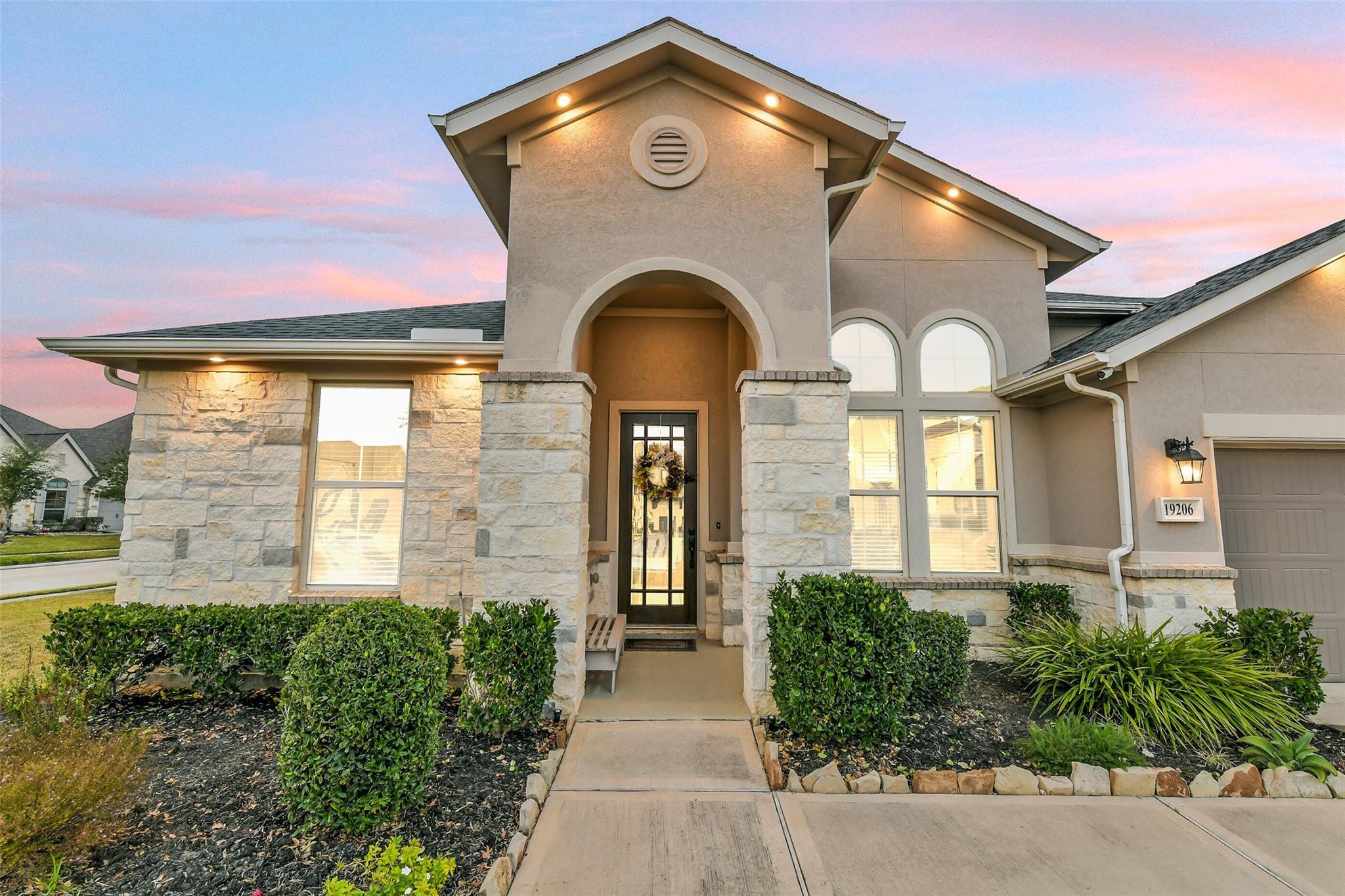 19206 Chestnut Colt Trail