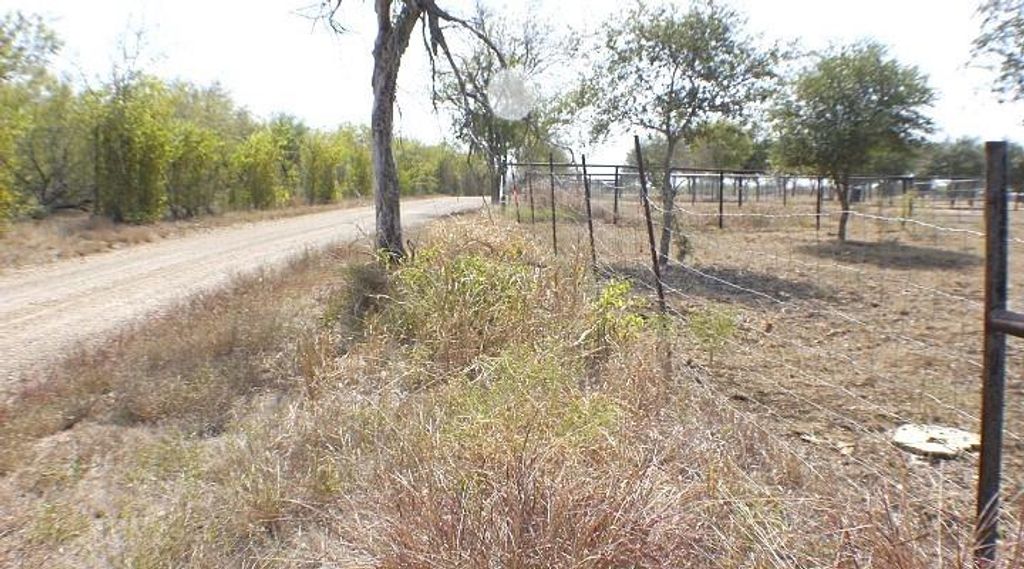 Photo of 1152 County Road 447, Waelder, TX 78959 (MLS # 28282680)