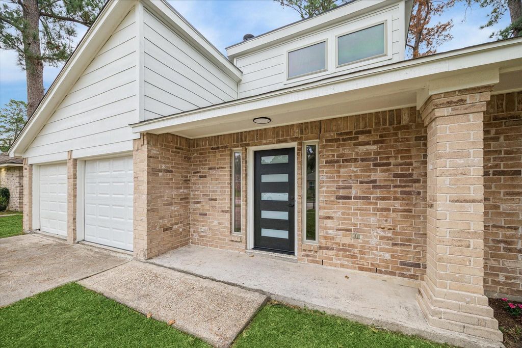 Photo of 3623 Acorn Way Lane, Spring, TX 77389 (MLS # 10935043)