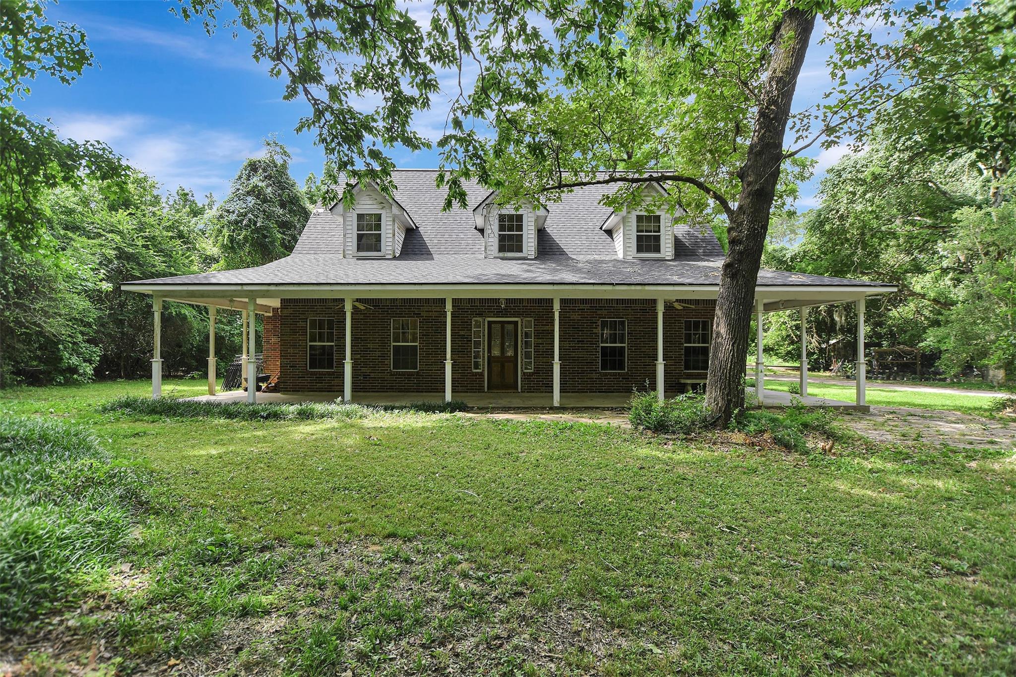 33207 Walnut Grove Drive