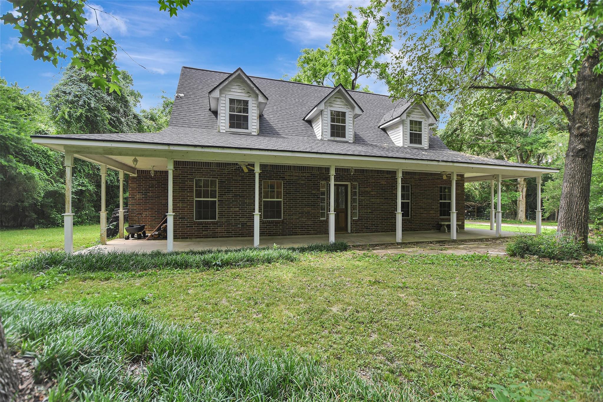 33207 Walnut Grove Drive