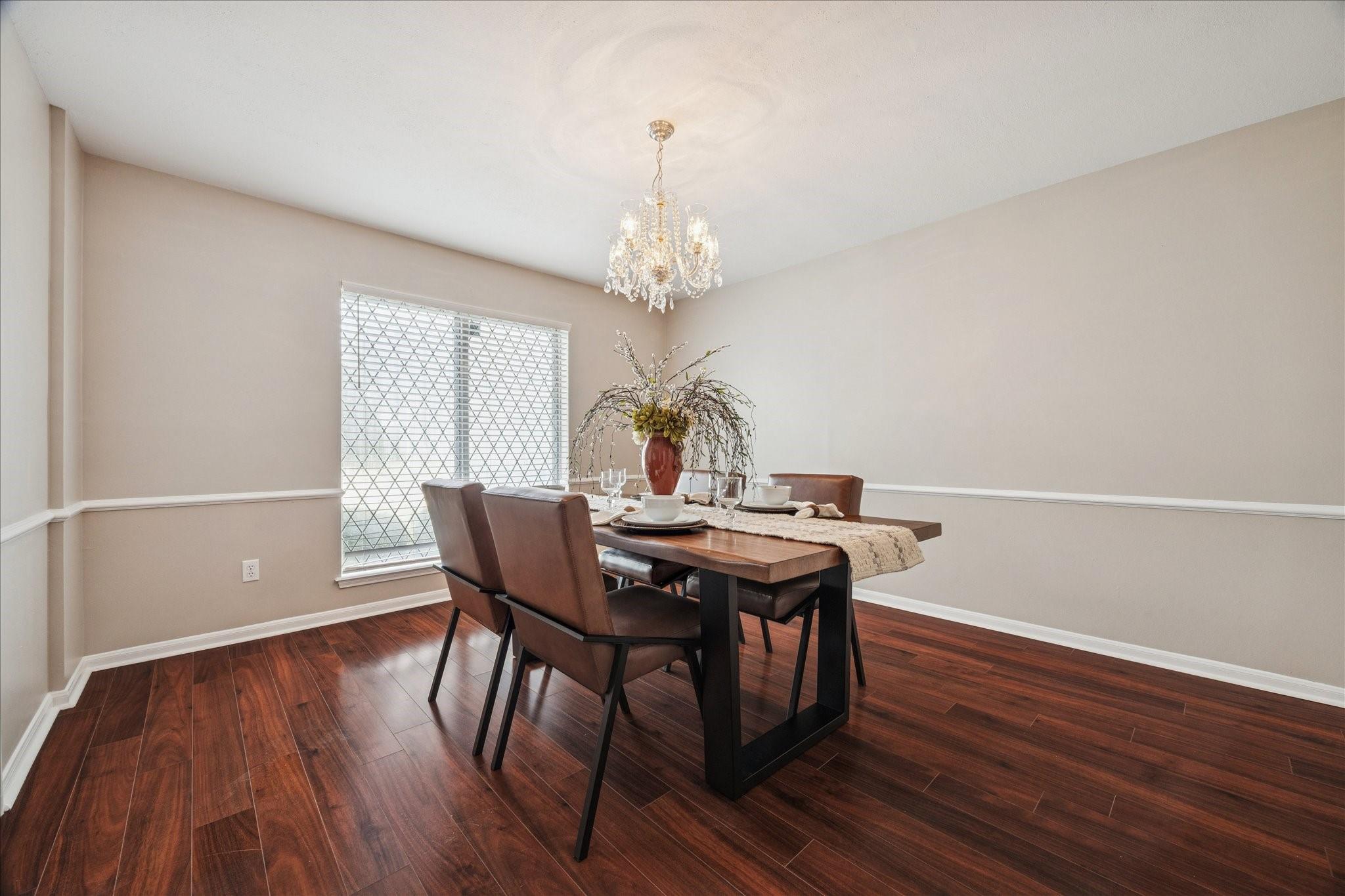 4606 Santiago Street