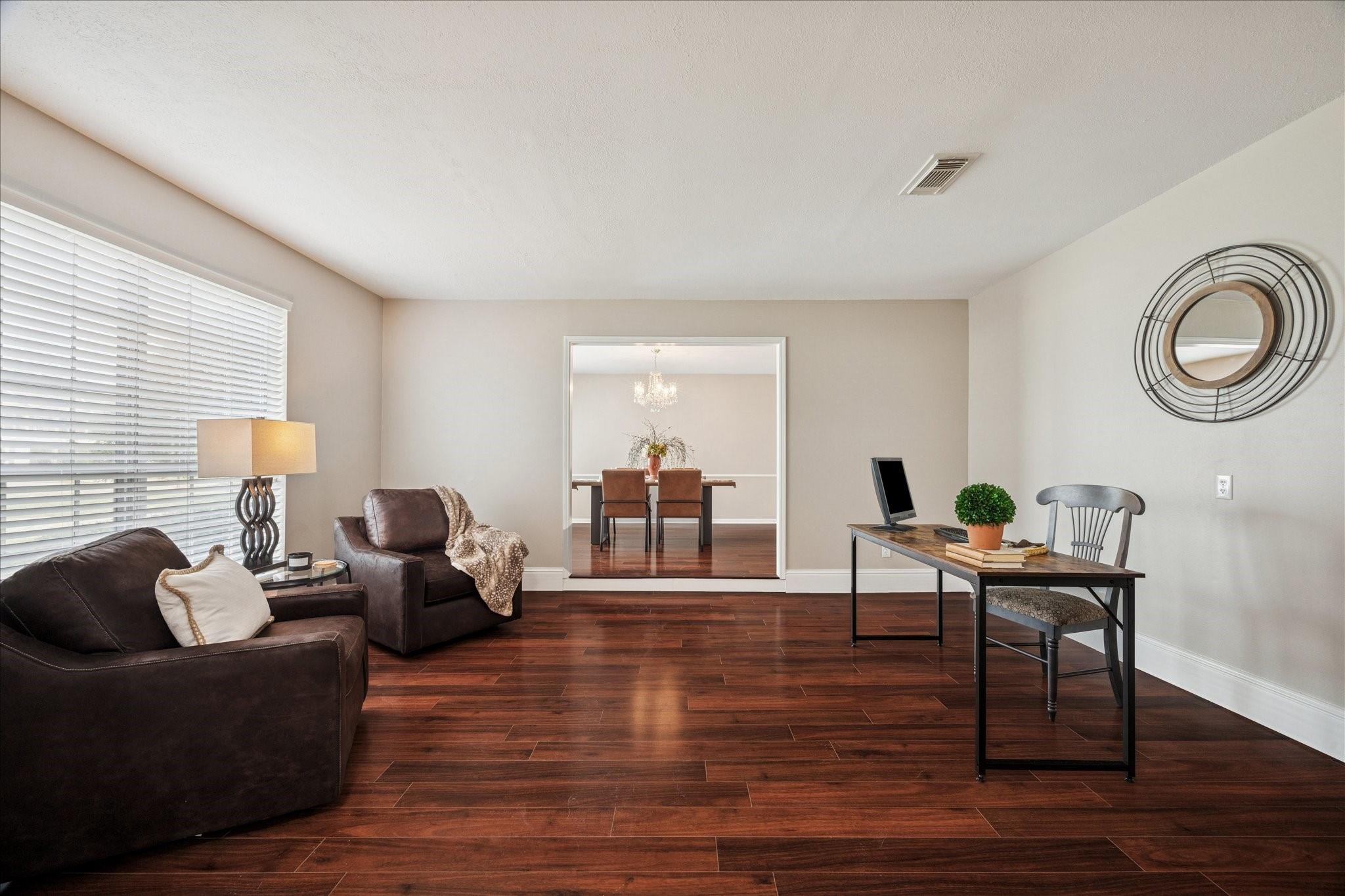 4606 Santiago Street