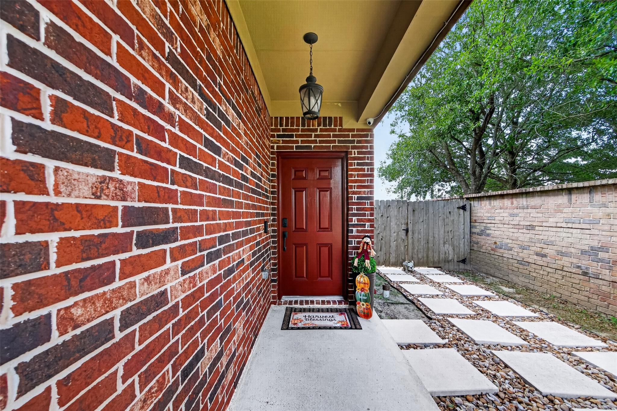 5102 Espuela Lane