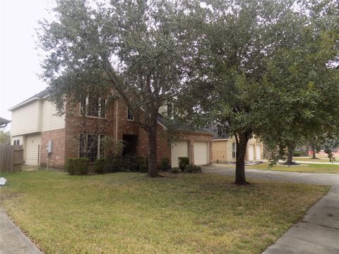 Homes For Sale - 4522 Long Creek Drive<br/> Fort Bend County, Fresno, TX 77545