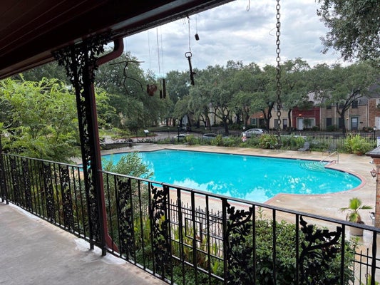 5216 ARBOLES DR APT 8, HOUSTON, TX 77035 - Image 62055735bfde6dd60a89ca00a25768b0/429781521