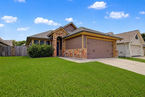 Photo of 2026 Mountain Wind Loop, Bryan, TX 77807 (MLS # 13715371)