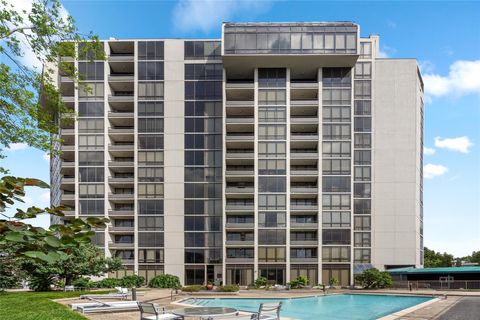 Photo of 1111 Bering Drive #805, Houston, TX 77057 (MLS # 55485114)