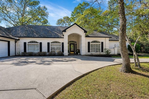 Photo of 6107 Canyon Creek Lane, Conroe, TX 77304 (MLS # 30291125)