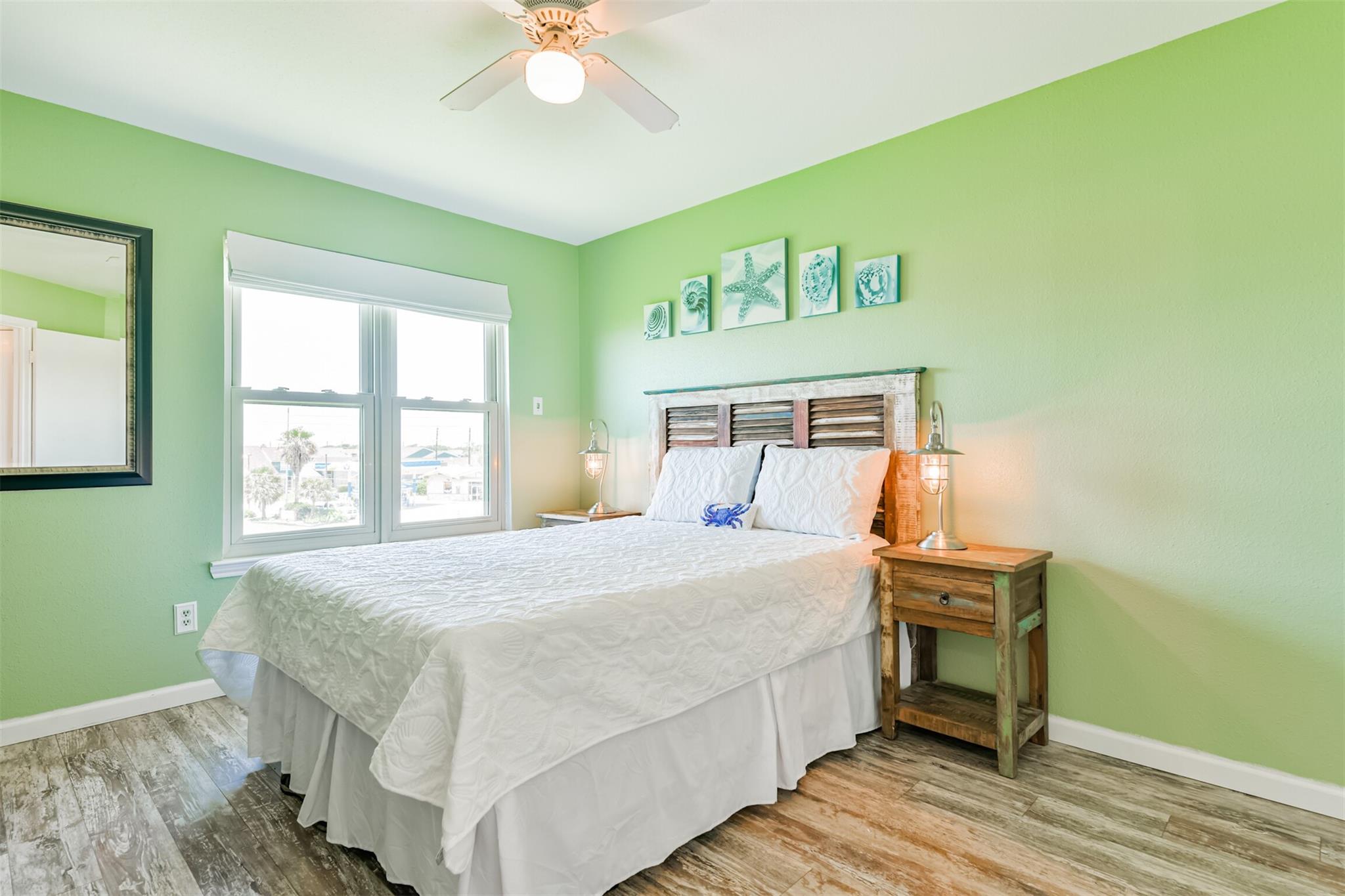 7312 Seawall Boulevard 209