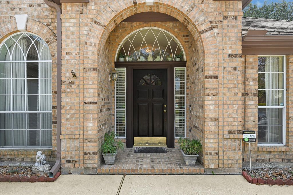 Photo of 1406 Lofty Mills Drive, Houston, TX 77339 (MLS # 78016563)