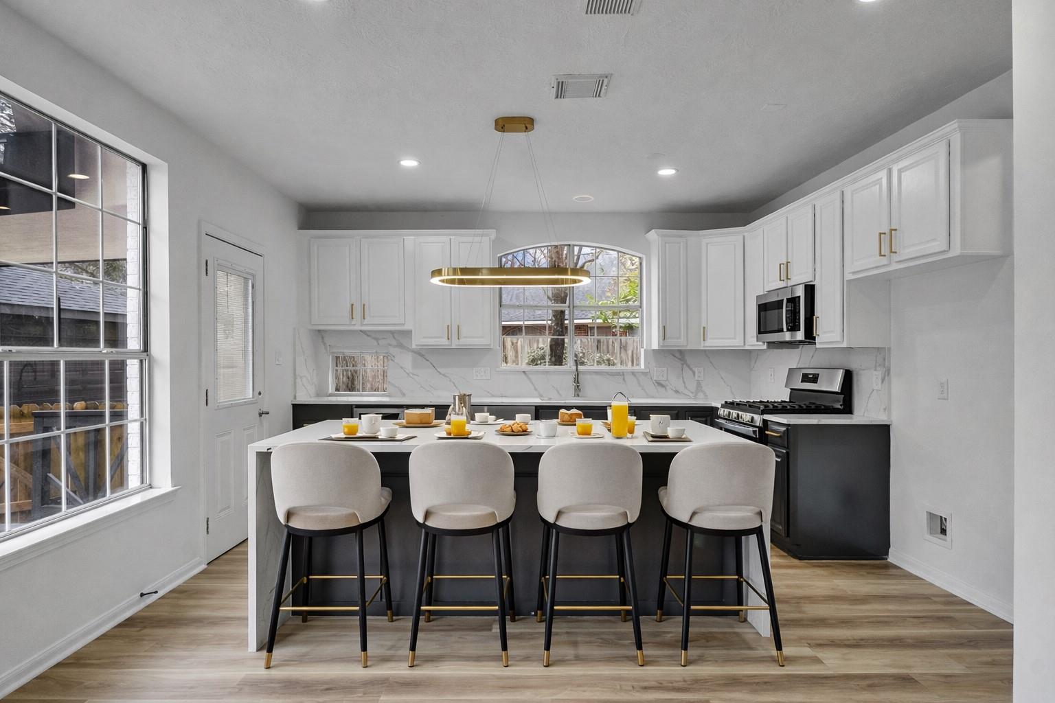 138 N Dreamweaver Circle