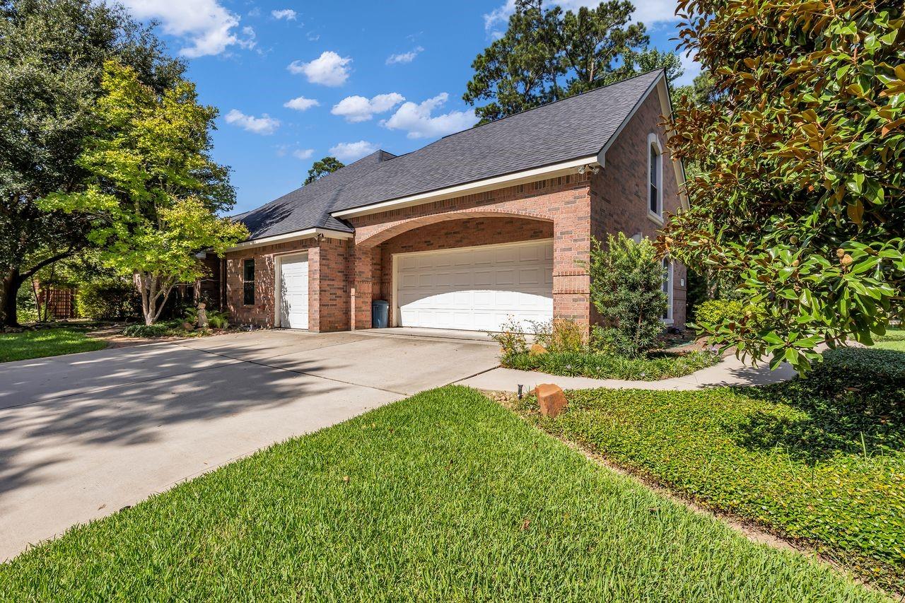 110 April Waters Drive W