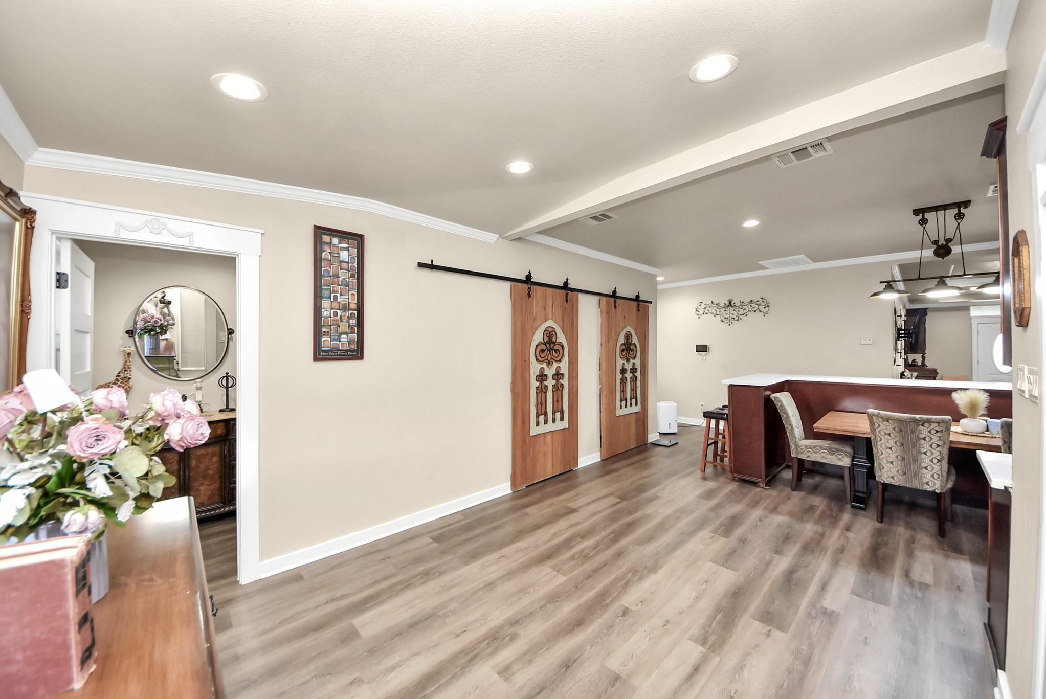 1106 S 8th Street