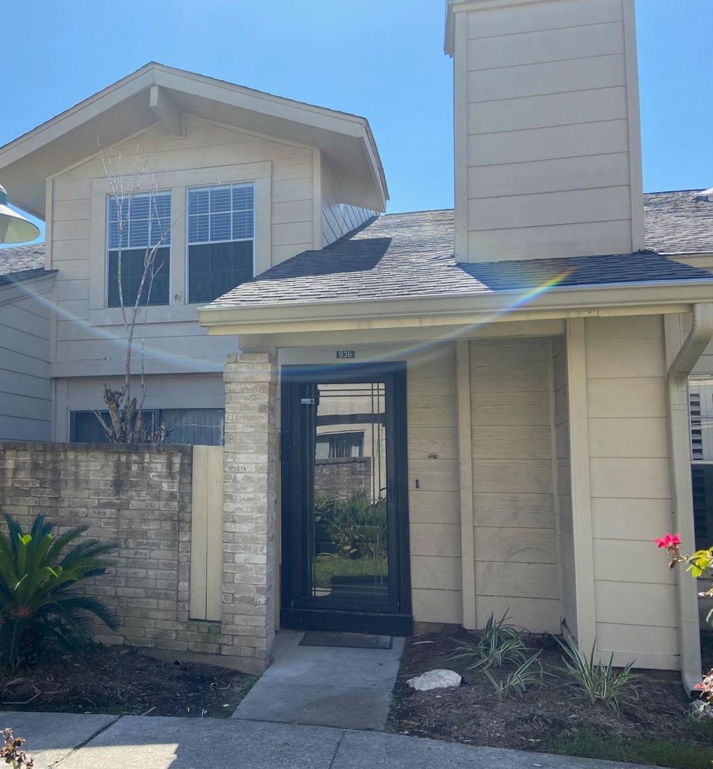 Photo of 13014 Leader Street #936, Houston, TX 77072 (MLS # 88469176)