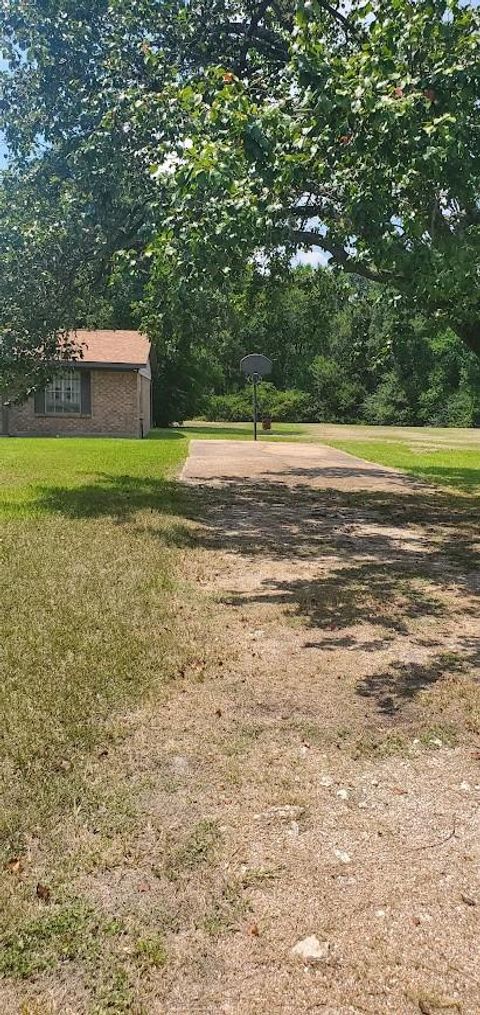 9723 Willow Street Houston TX 77088