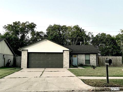 Photo of 16702 Espinosa Drive, Houston, TX 77083 (MLS # 22419474) Photo of 16702 Espinosa Drive, Houston, TX 77083 (MLS # 22419474)