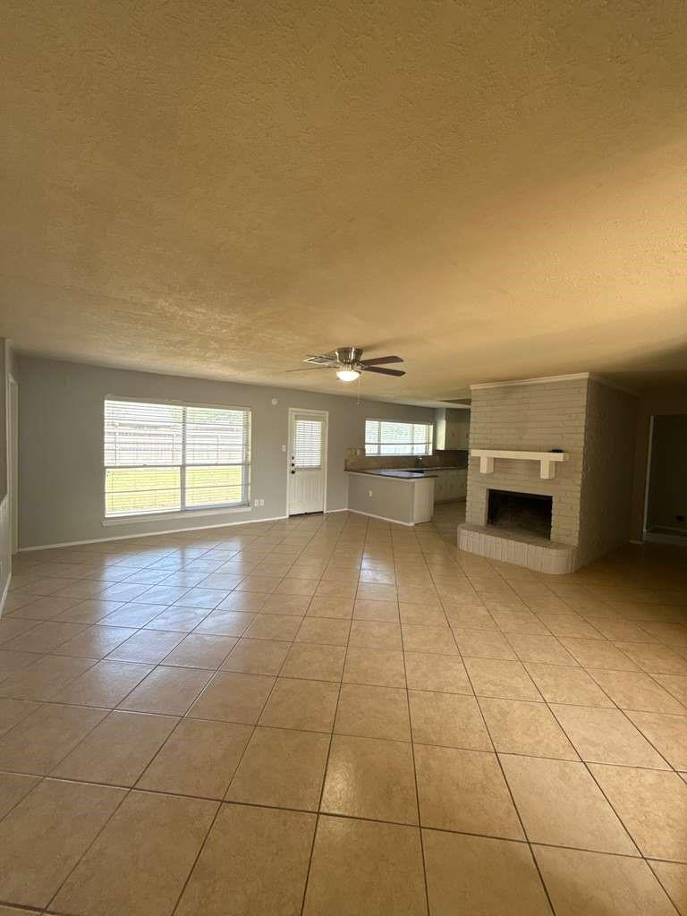 22602 Fincastle Drive