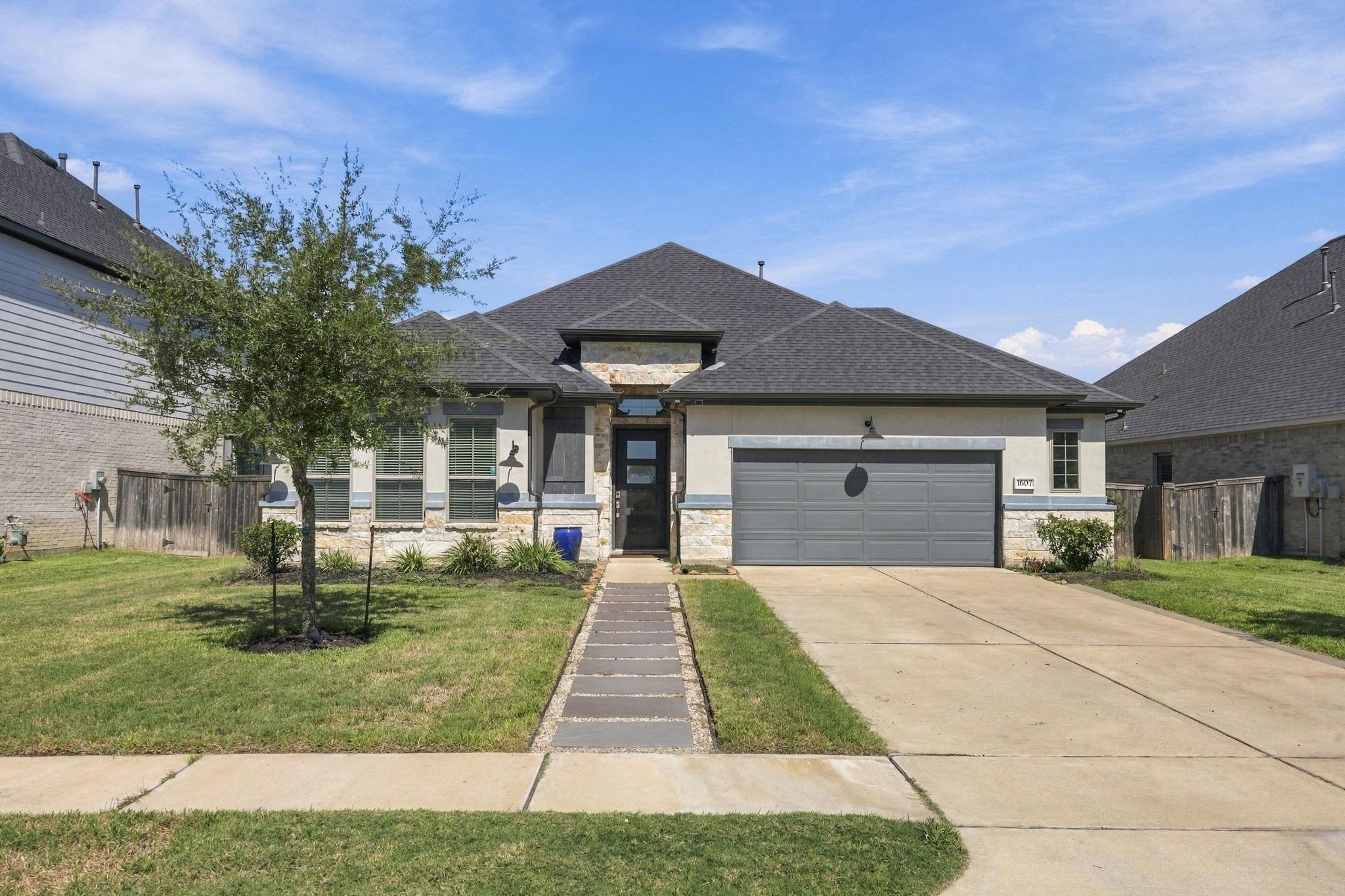 1607 Pepper Grove Lane