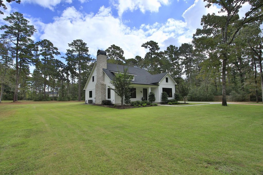 Photo of 30602 Vickie Lane, Magnolia, TX 77354 (MLS # 98581594)