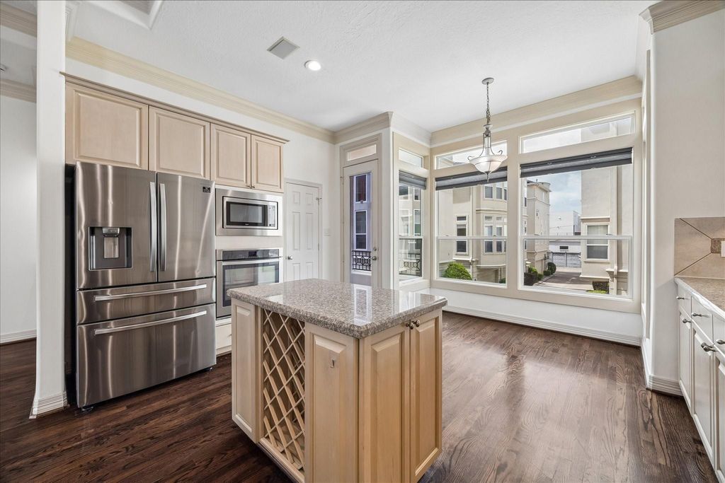 Photo of 1515 Hyde Park Boulevard #32, Houston, TX 77006 (MLS # 13492829)