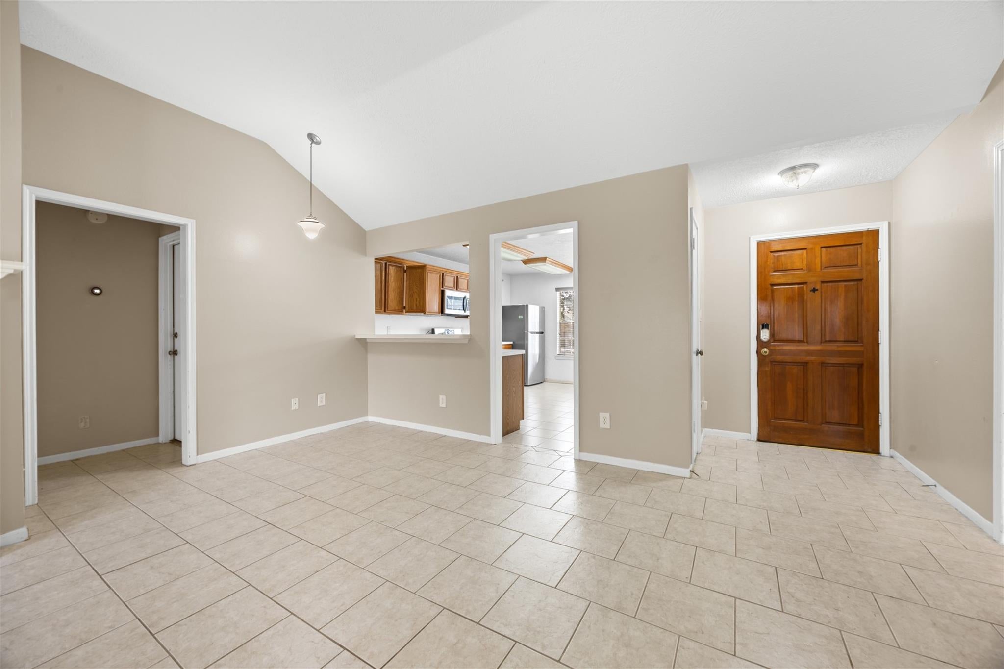 5526 Clarkston Lane