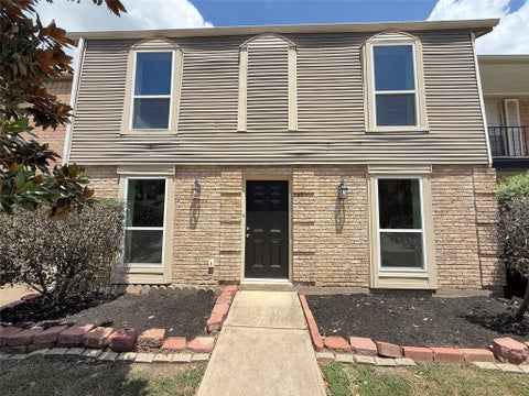 Photo of 790 Thicket Lane, Houston, TX 77079 (MLS # 65094611)